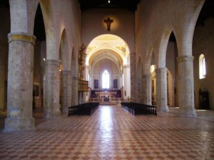 Basilica-di-Santa-Maria-di-Collemaggio-2